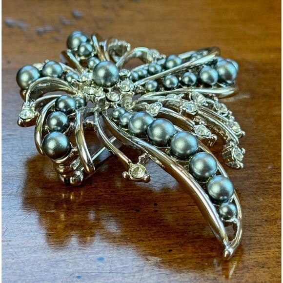 Vtg Nolan Miller Silver Faux Gray Pearls Bow Brooch Clear Rhinestones Wedding - Picture 2 of 5